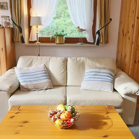 Ruhig Gelegenes Haus Am Ortseingang Von