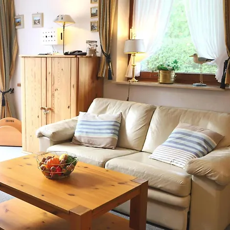 Apartment Ruhig Gelegenes Haus Am Ortseingang Von